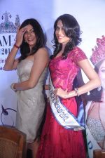 Himangini Singh, Miss Asia Pacific World with Sushmita Sen in Andheri, Mumbai on 23rd June 2012 (16).JPG